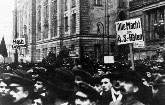 Antifa Friedrichshain // 1919. Halbe Revolution - Ganze ...